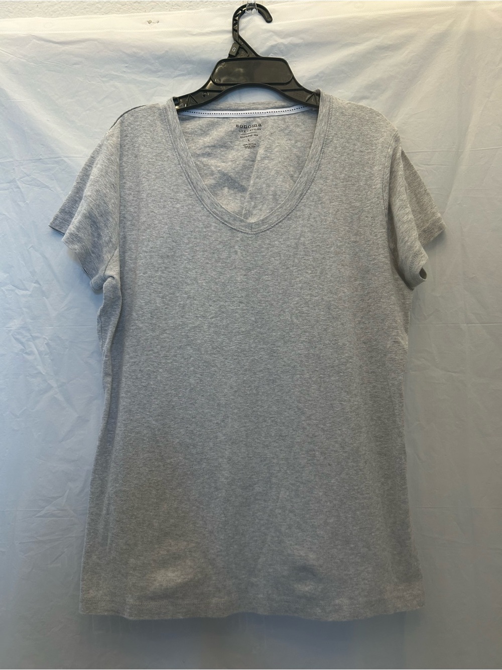 Sonoma Junior’s Light Gray V-Neck Short Sleeve Tee 100% Cotton Sz L Pre-Owned